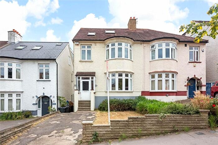 5 Bedroom Semi-Detached House To Rent In Howden Road, London, SE25