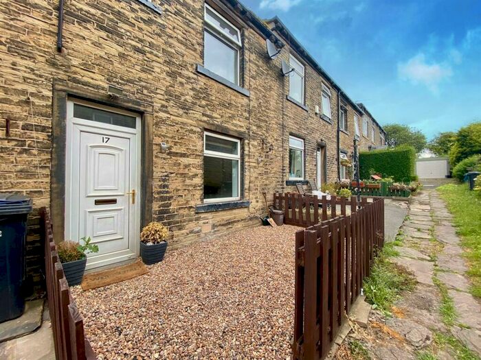 2 Bedroom Terraced House To Rent In Lane Ends, Northowram, Halifax, HX3
