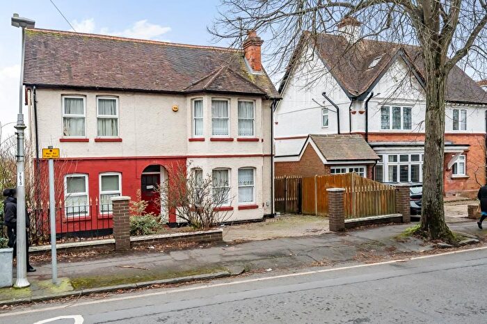 4 Bedroom Detached House For Sale In Reading University / Hospital Borders, Berkshire, RG2