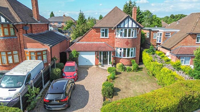 4 Bedroom Detached House For Sale In Uppingham Road, Leicester, LE5