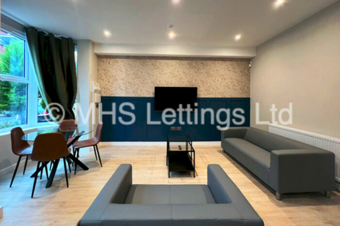 4 Bedroom Terraced House To Rent In Royal Park Terrace, Leeds, LS6