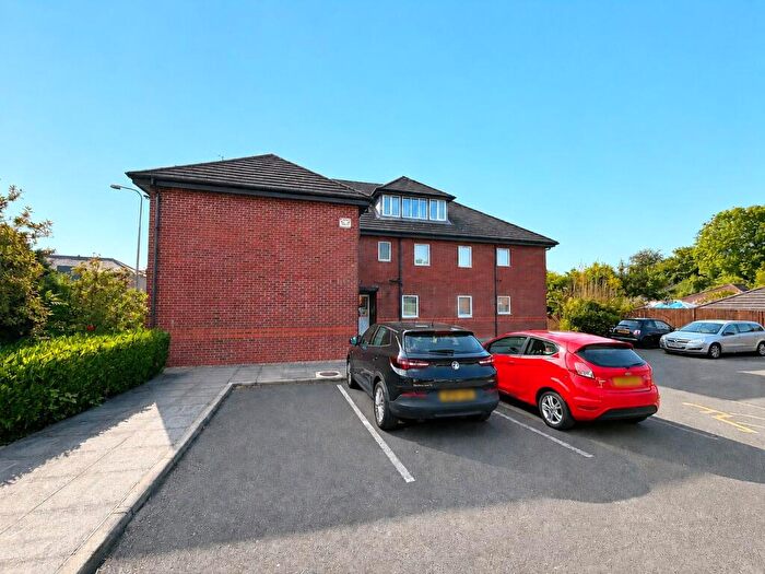 2 Bedroom Apartment For Sale In Prescott Street, Worsley, Manchester, Greater Manchester, M28