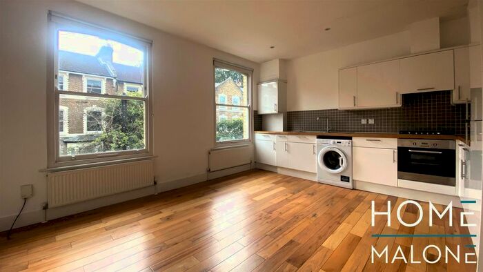1 Bedroom Flat To Rent In Reighton Road, London, E5