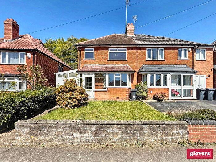 3 Bedroom Semi-Detached House For Sale In Broad Lane, Kings Heath, Birmingham, B14