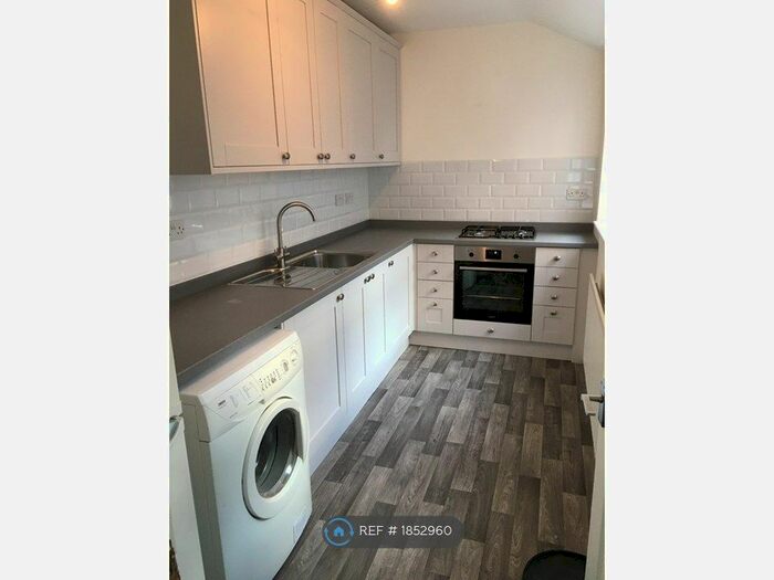 3 Bedroom Terraced House To Rent In Bunbury Street, Nottingham, NG2