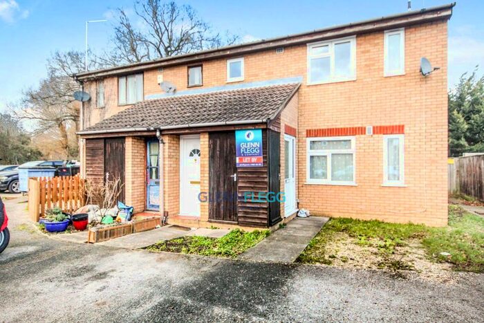 1 Bedroom Maisonette To Rent In Bader Gardens, Cippenham, Slough SL1