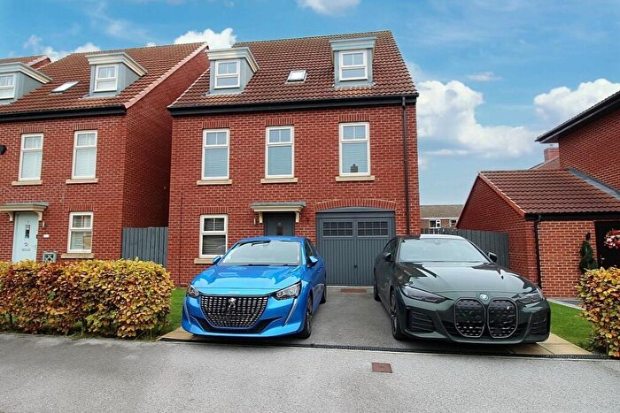 4 Bedroom Detached House For Sale In Melhaven Way, Wickersley, Rotherham, S66