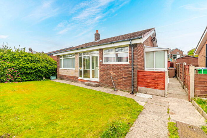 3 Bedroom Detached Bungalow For Sale In Middleton Road, Hopwood, OL10