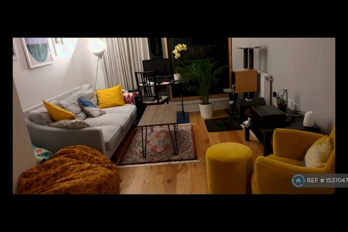 2 Bedroom Flat To Rent In Prebend Street, London, N1