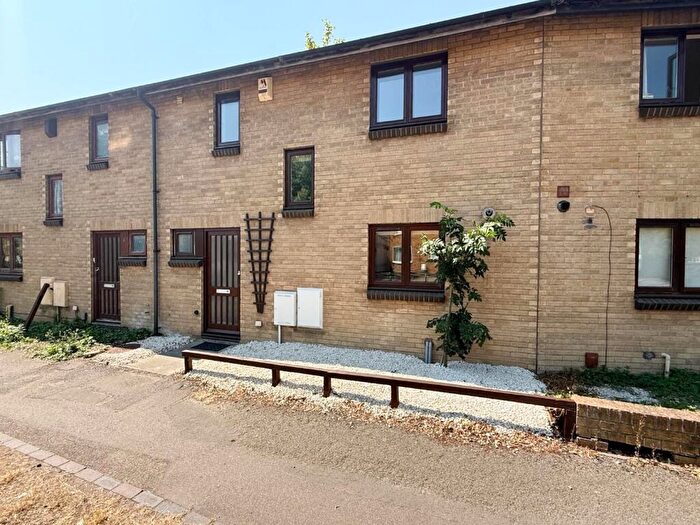 3 Bedroom Terraced House For Sale In High Street, Chesterton, Cambridge, CB4