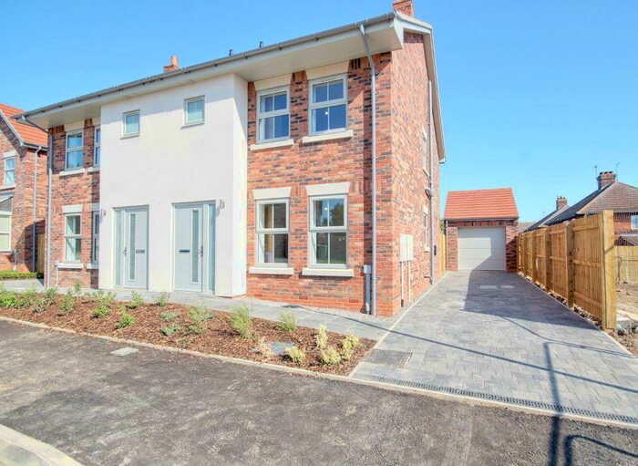 3 Bedroom House To Rent In Strickland Drive, Mere View Meadows, Hornsea, HU18