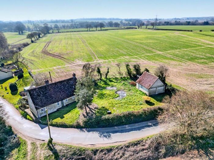 3 Bedroom Cottage For Sale In Fuller Street, Fairstead, Chelmsford, CM3