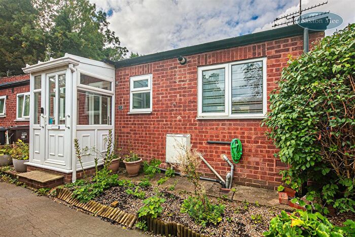 2 Bedroom Bungalow For Sale In Freedom Road, Walkley, Sheffield, S6