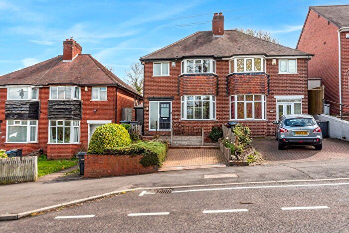 3 Bedroom Semi Detached House For Sale In Bell Hill, Northfield, Birmingham, B31