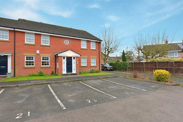 2 Bedroom Flat For Sale In Canons Court, Bishopthorpe, York, YO23