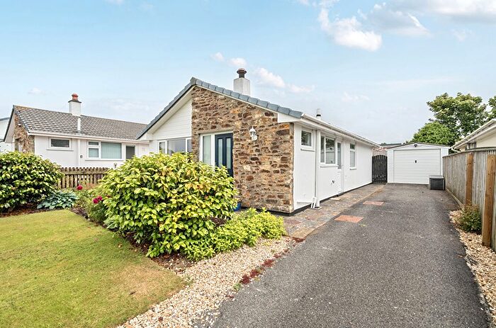 3 Bedroom Detached Bungalow For Sale In Roseland Park, Camborne, Cornwall, TR14