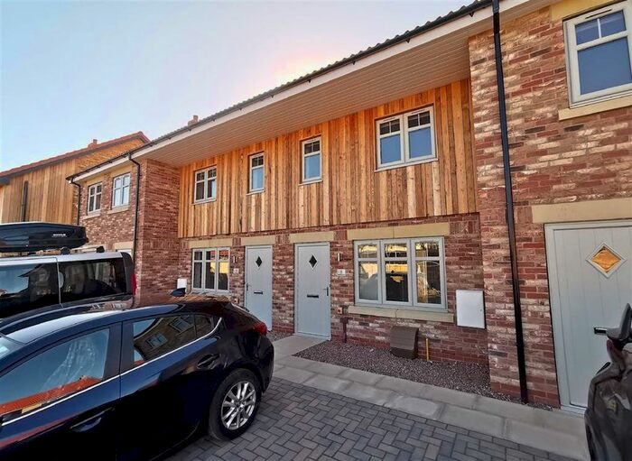 2 Bedroom Terraced House To Rent In Whitehead Garth, Cottingham, HU16