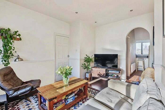 2 Bedroom Apartment To Rent In Lyttelton Road, Hampstead Garden Suburb, N2