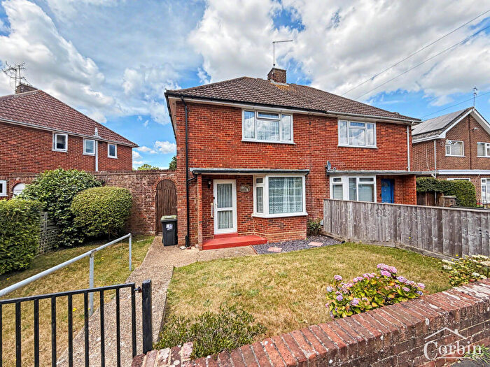 2 Bedroom Semi Detached House For Sale In Leybourne Avenue, Bournemouth, BH10
