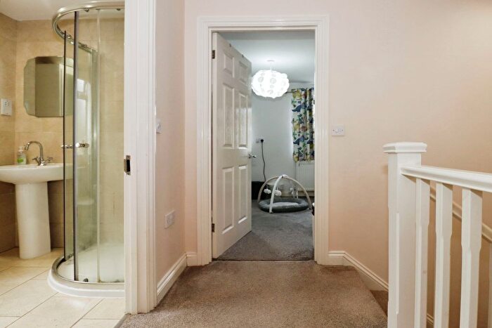 2 Bedroom Detached House For Sale In Bellevue Road, Kingswood, Bristol, Gloucestershire, BS15