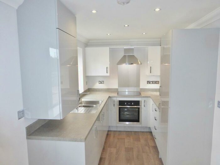 2 Bedroom Flat To Rent In Riverside, Boston, PE21