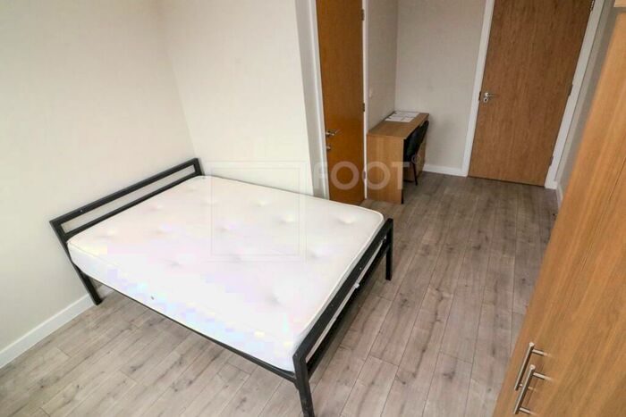 Studio To Rent In Colonnade House, Sunbridge Road, BD1