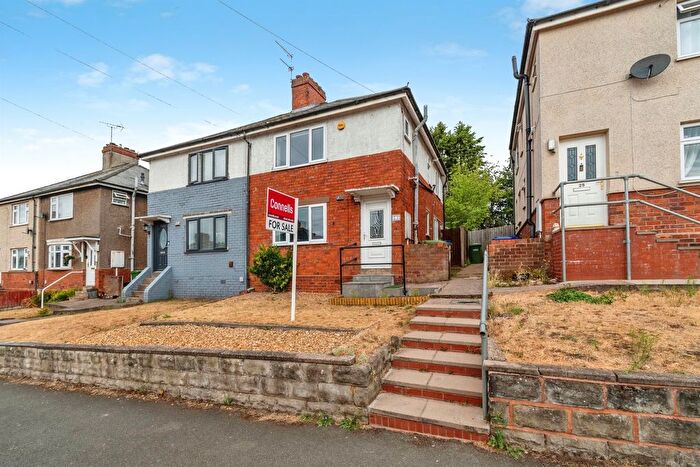 3 Bedroom Semi-Detached House For Sale In Hunter Road, Cannock, WS11