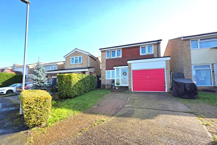 3 Bedroom Detached House For Sale In Orion Way, Braintree, CM7