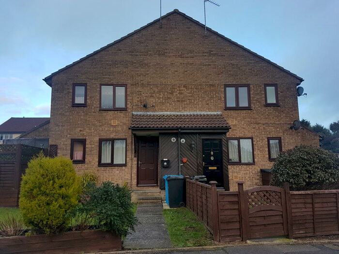 1 Bedroom Flat To Rent In Marquis Way, Bearwood, BH11