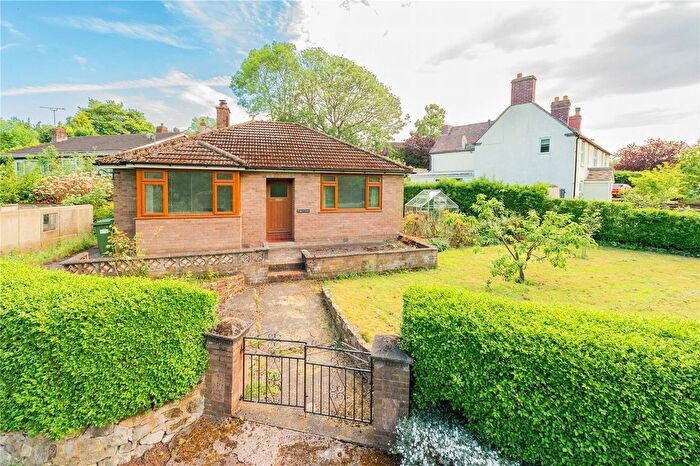 2 Bedroom Bungalow For Sale In West Road, Ketley Bank, Telford, Shropshire, TF2