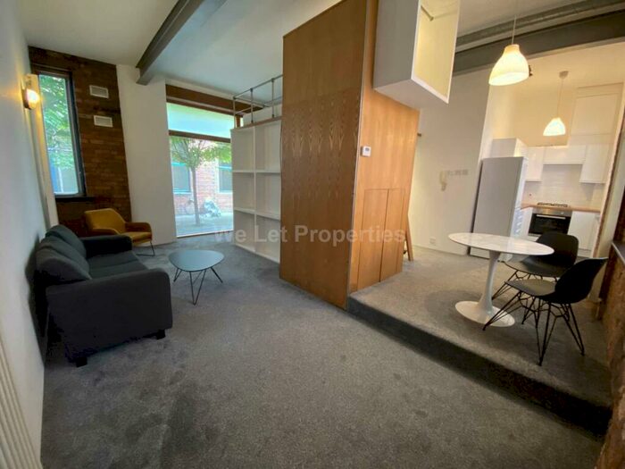 Apartment To Rent In Sallys Yard, City Centre, M1