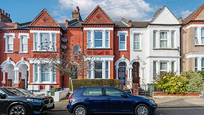 1 Bedroom Flat For Sale In Kingscourt Road, London, SW16