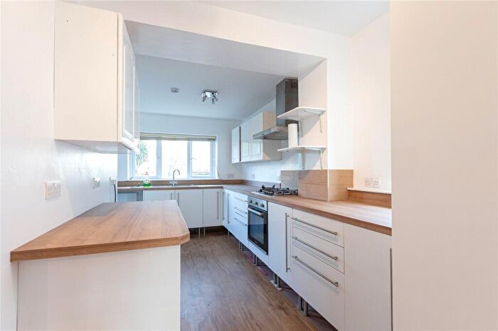 4 Bedroom End Of Terrace House To Rent In Wessex Avenue, Horfield, Bristol, BS7