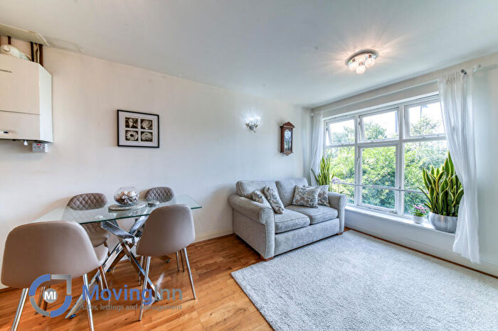 2 Bedroom Apartment For Sale In Ashman Court, Pampisford Road, South Croydon, Surrey, CR2