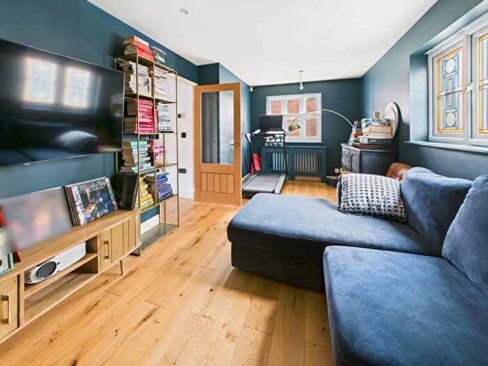 3 Bedroom Detached House To Rent In Joseph Walk, Shoreham-By-Sea, BN43