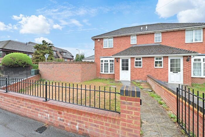 2 Bedroom Semi-Detached House To Rent In Dean Street, Marlow, Buckinghamshire, SL7