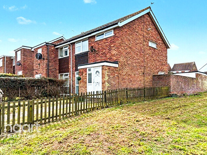 3 Bedroom Semi Detached House For Sale In Roman Way, Felixstowe, IP11