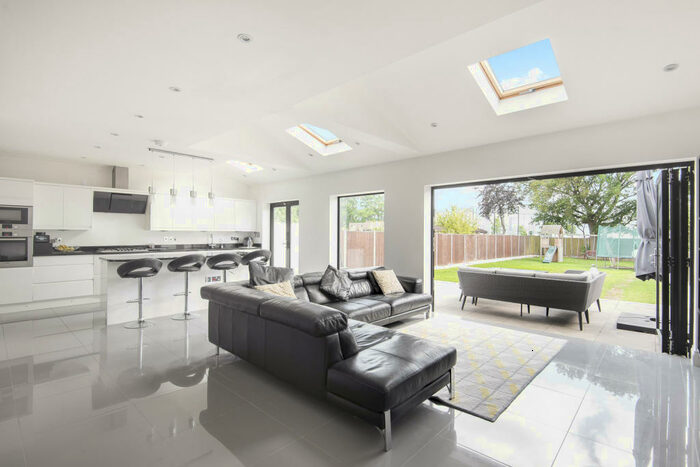 5 Bedroom Semi-Detached House To Rent In Whitmore Road, Harrow, HA1