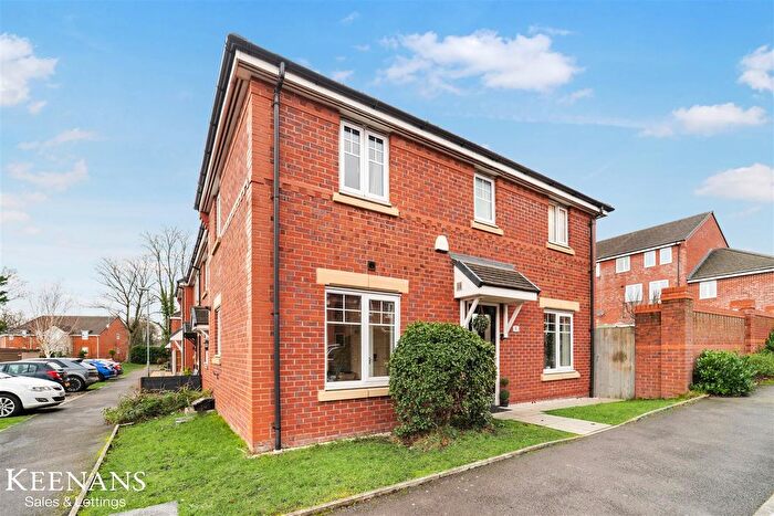 3 Bedroom End Of Terrace House For Sale In Stancliffe Drive, Swinton, Manchester, M27