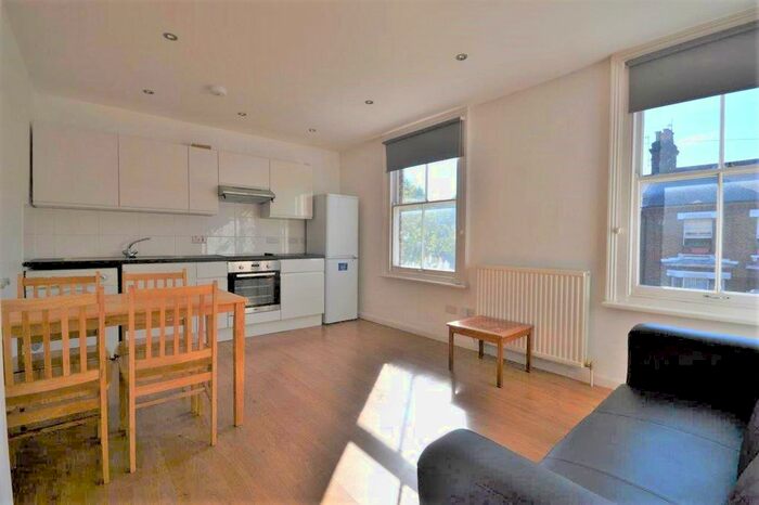 3 Bedroom Flat To Rent In Fifth Avenue, Queens Park, London, W10