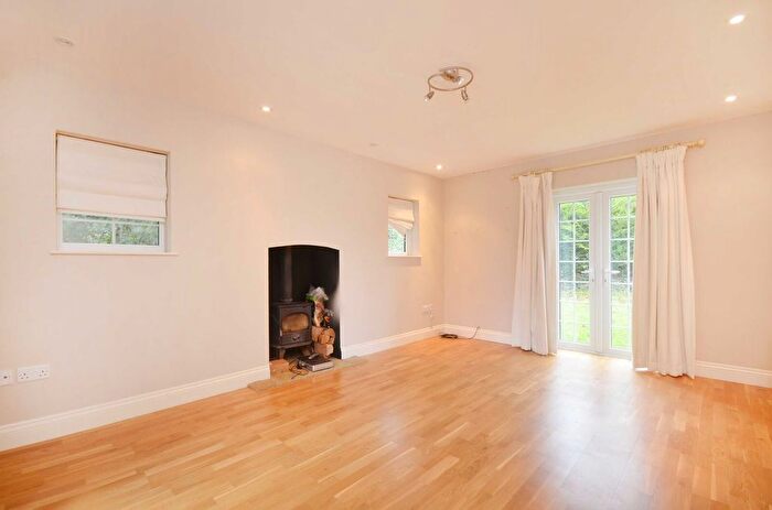 3 Bedroom Cottage To Rent In Berry Lane, Worplesdon, Guildford, GU3