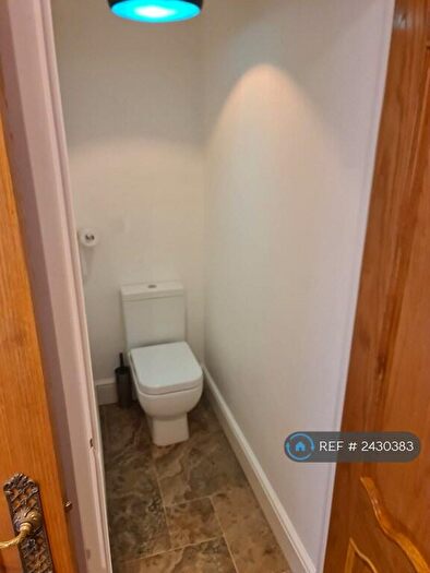 5 Bedroom Terraced House To Rent In Selsdon, Selsdon, CR2