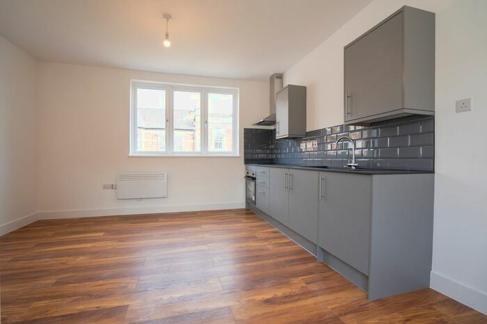 2 Bedroom Flat To Rent In De Montfort Street, Halford House, LE1