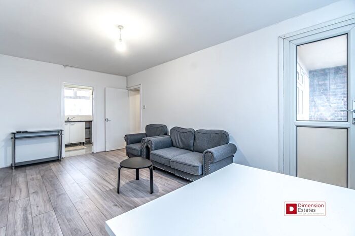 2 Bedroom Flat To Rent In Bonner Road, Bethnal Green, London, E2