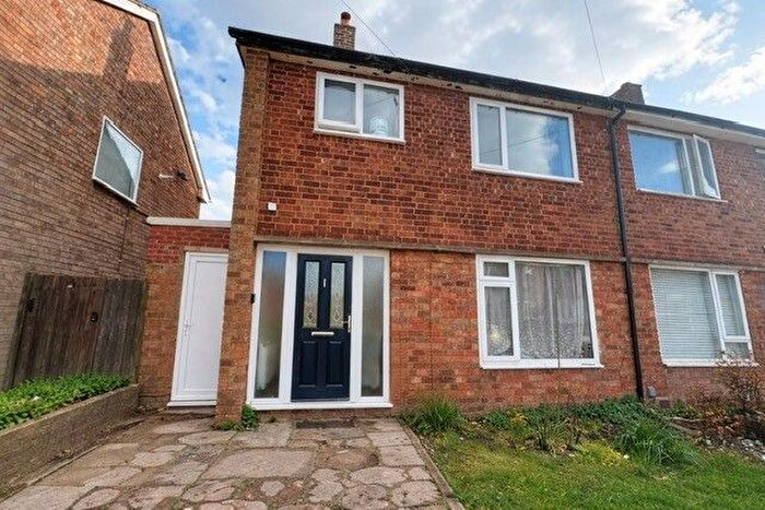 3 Bedroom Property To Rent In Grafton Road, Solihull, B90
