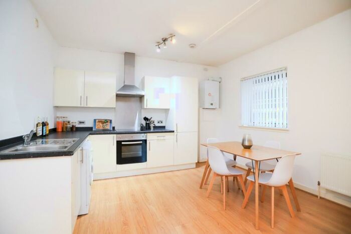 2 Bedroom Apartment To Rent In Kings Dock Mill Liverpool, L1