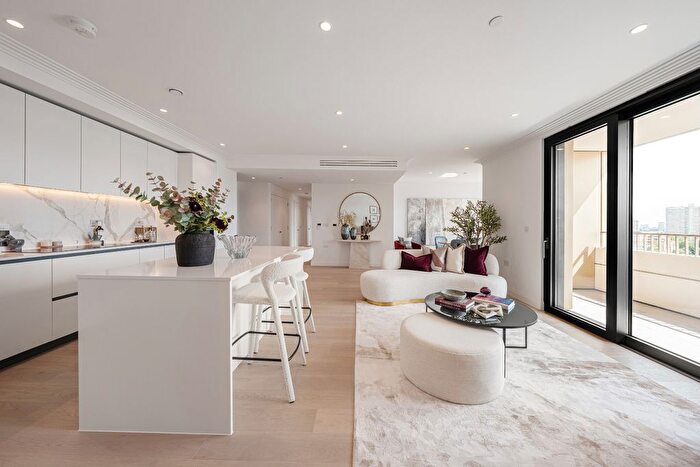 2 Bedroom Flat For Sale In Chelsea Riverview, Chelsea, SW6