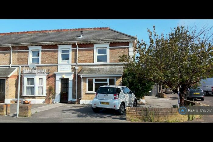 1 Bedroom Flat To Rent In Latimer House, Bournemouth, BH9