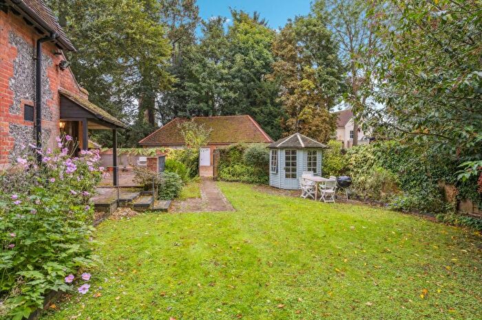3 Bedroom Character Property For Sale In High Street, Wendover, HP22