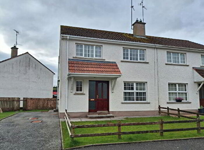 3 Bedroom Semi-Detached House For Sale In Milltown Court, Newtownbutler, BT92